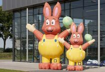 EASTER BUNNY